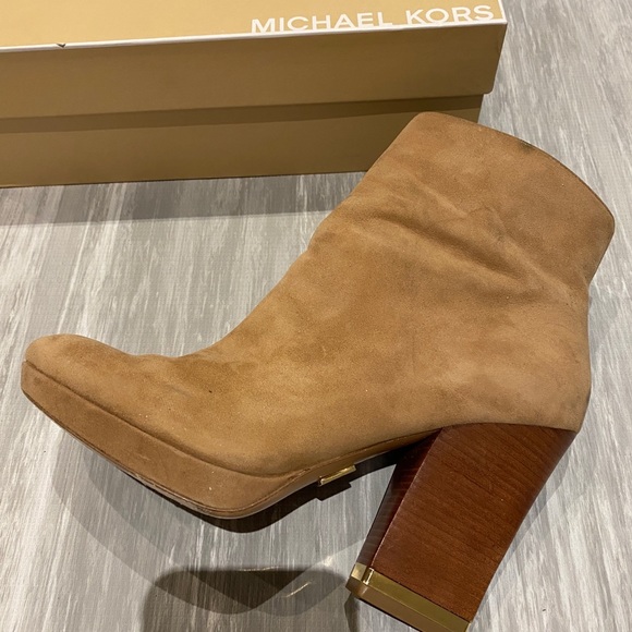 Michael Kors suede heeled boots - Picture 2 of 4